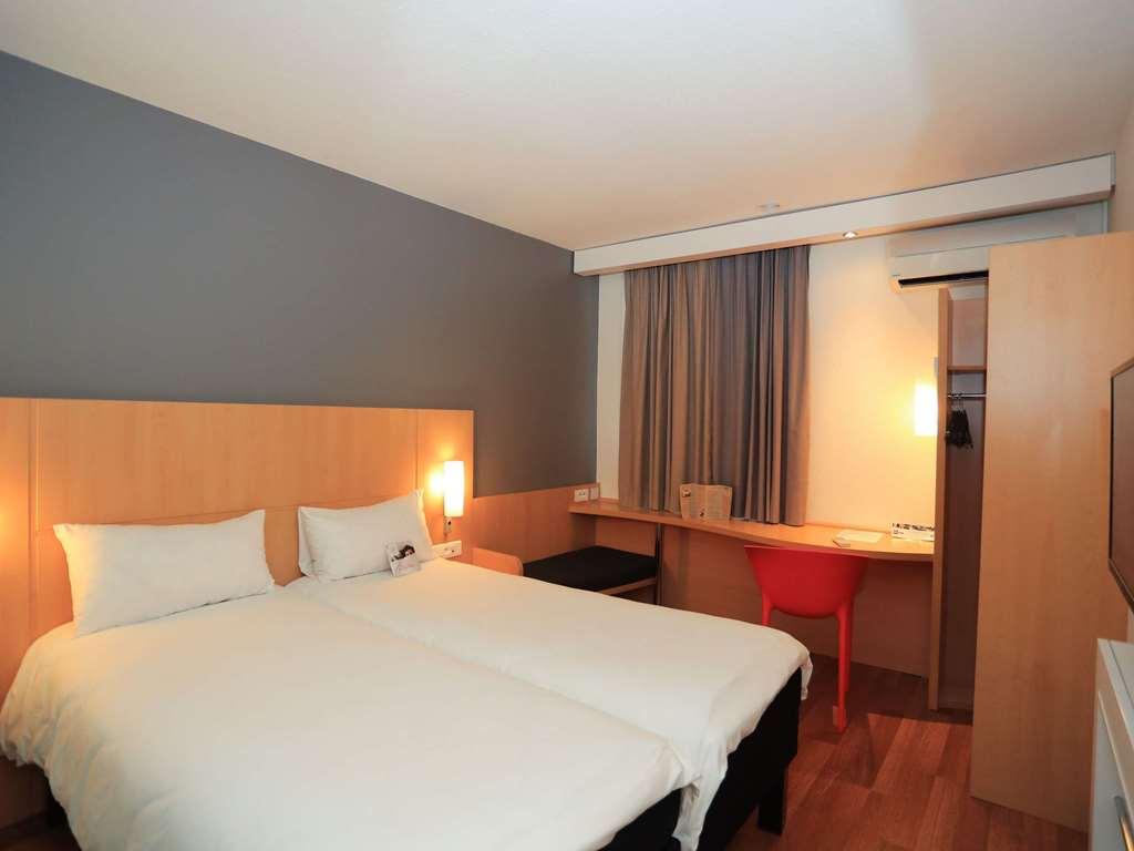 Ibis Aurillac Værelse billede